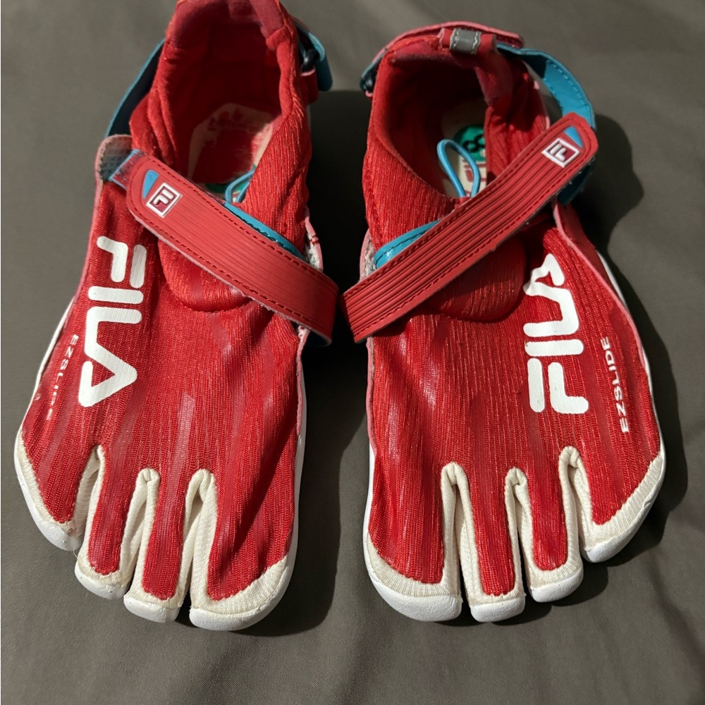 Fila Red and White Five-Toe Athletic Sandals with Teal Accents
